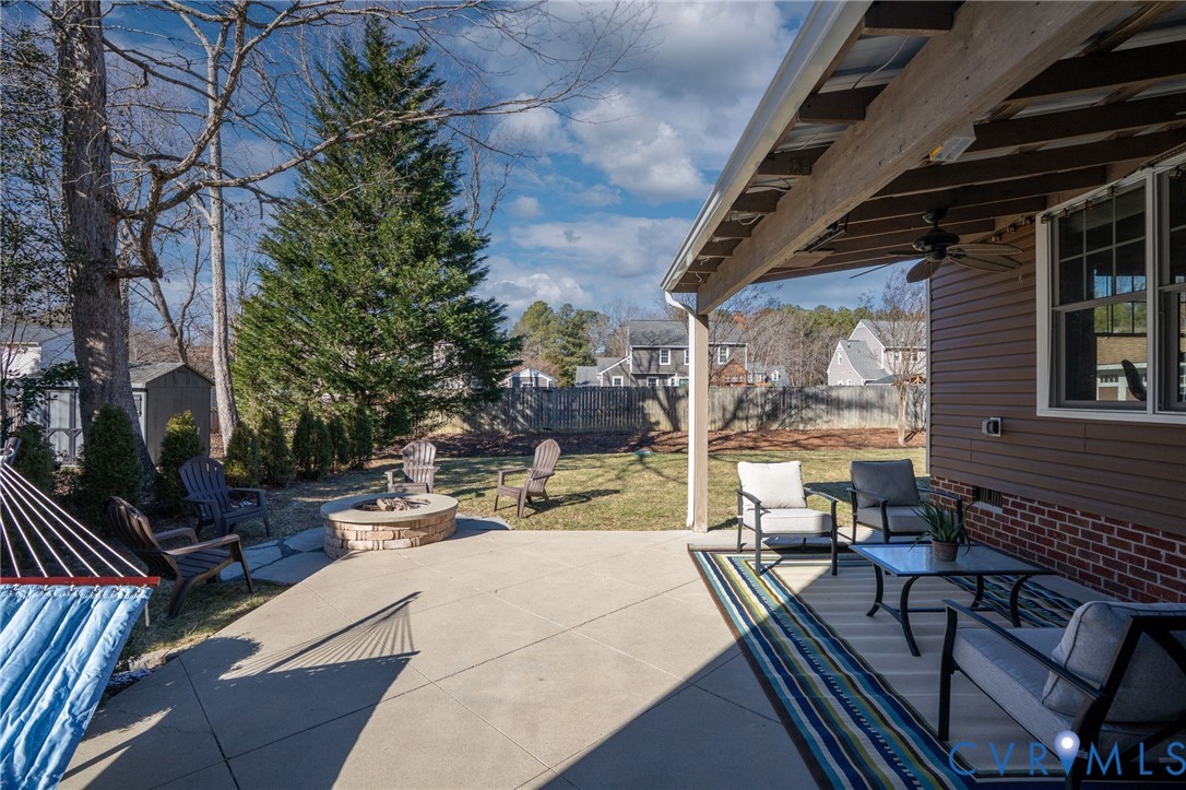 10928 Forest Trace Ln