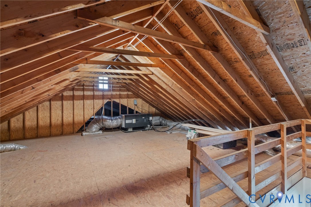 1937 Retreat Dr