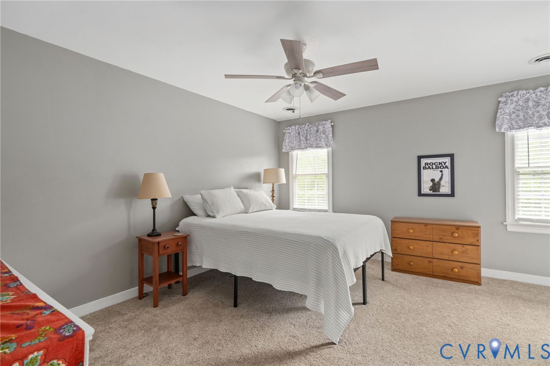 1937 Retreat Dr