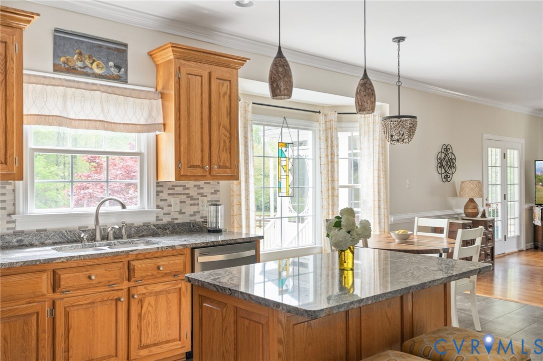 1937 Retreat Dr