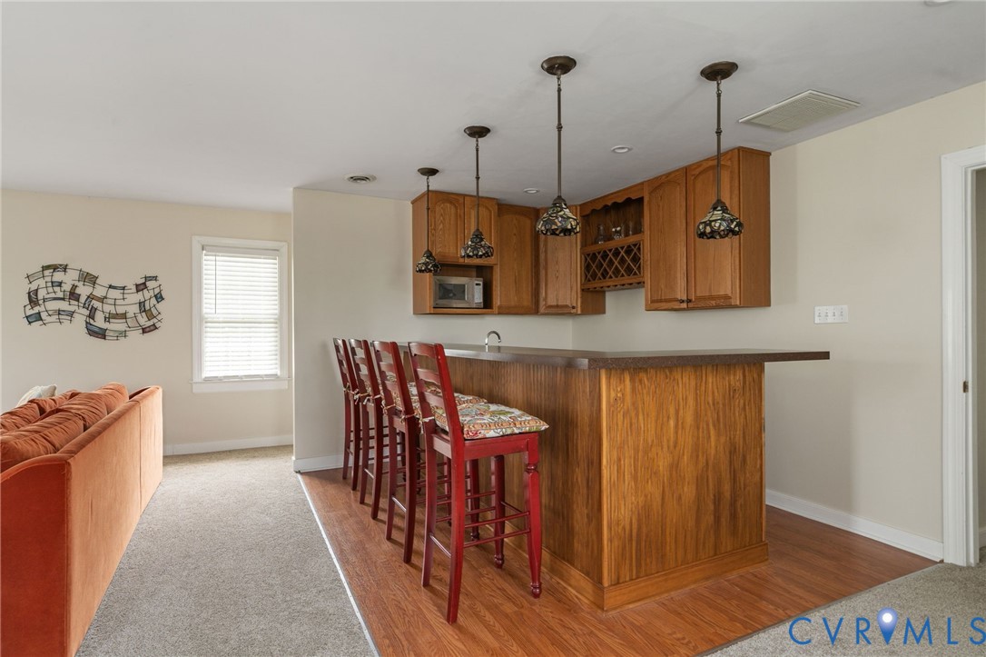 1937 Retreat Dr