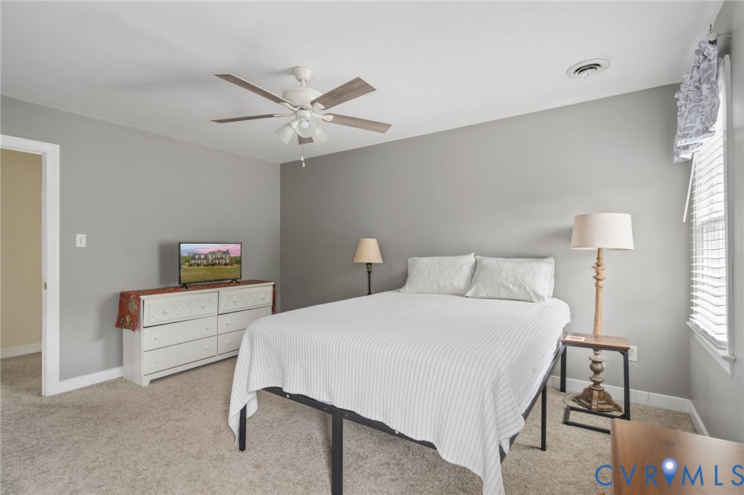 1937 Retreat Dr