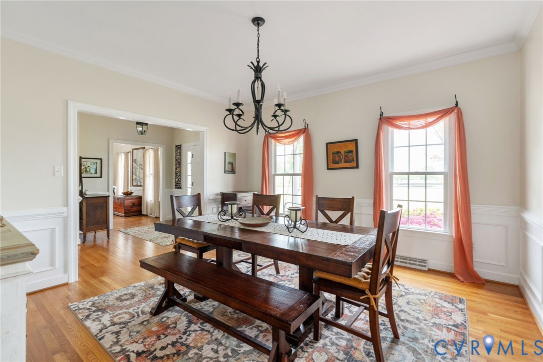 1937 Retreat Dr