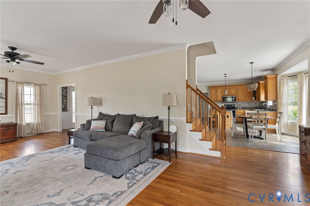 1937 Retreat Dr