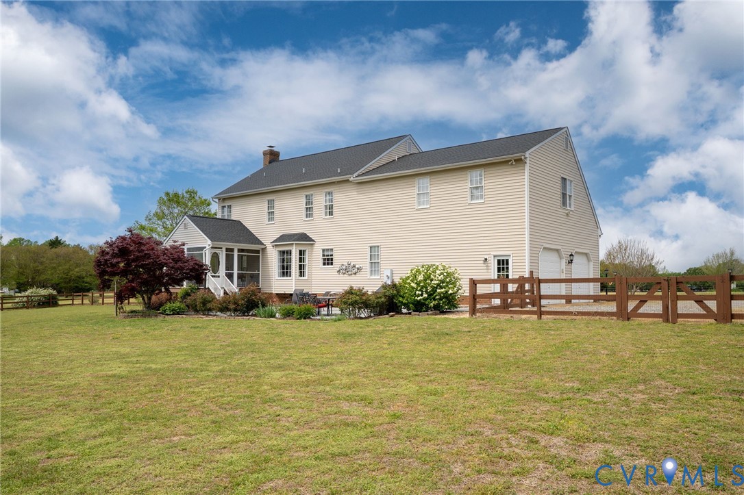 1937 Retreat Dr