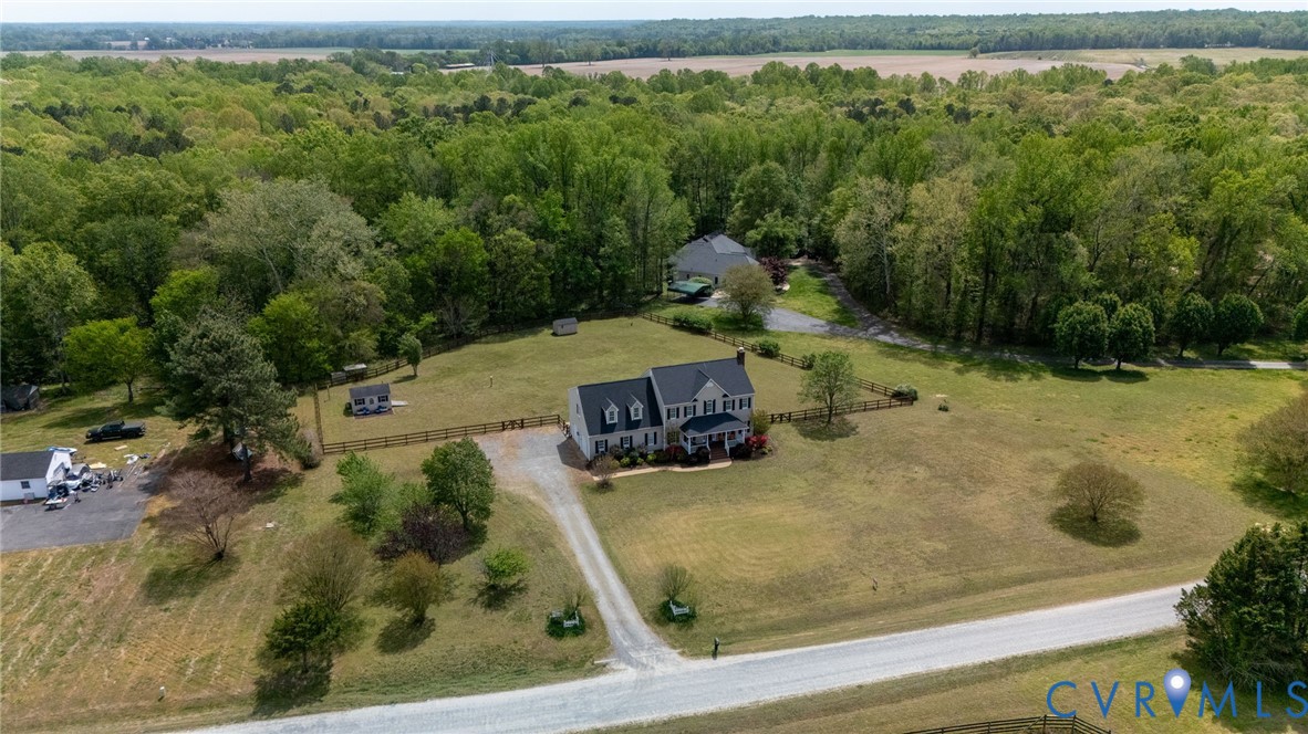 1937 Retreat Dr