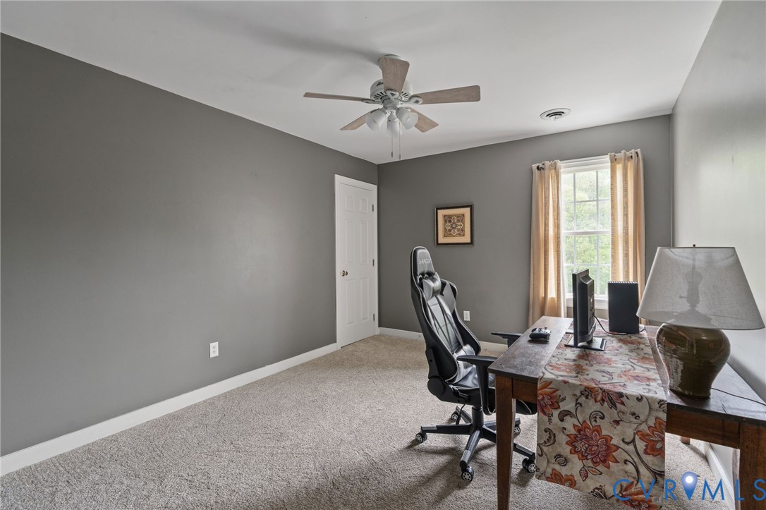 1937 Retreat Dr
