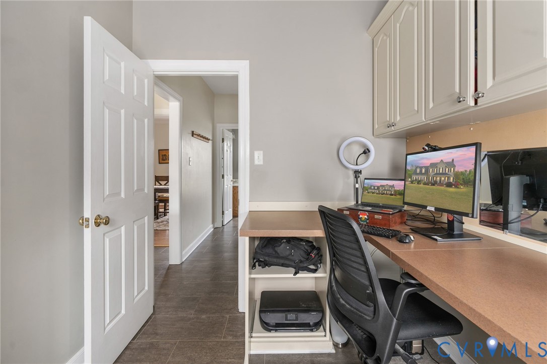 1937 Retreat Dr
