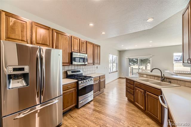 23738 E Clifton Place