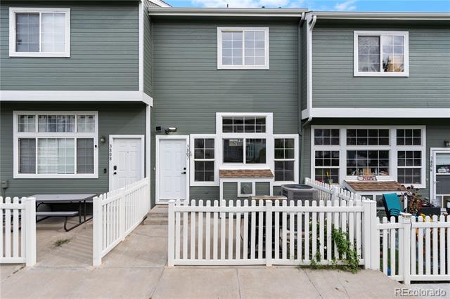 8199 Welby Rd Unit: 3807