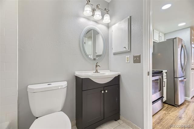 868 S Reed Court Unit: H