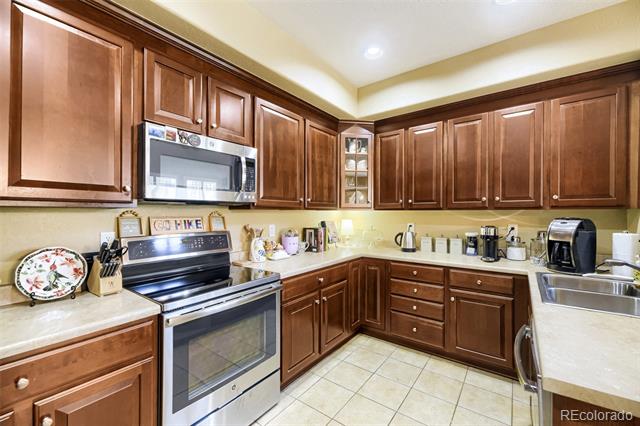 10588 Parkington Lane Unit: D