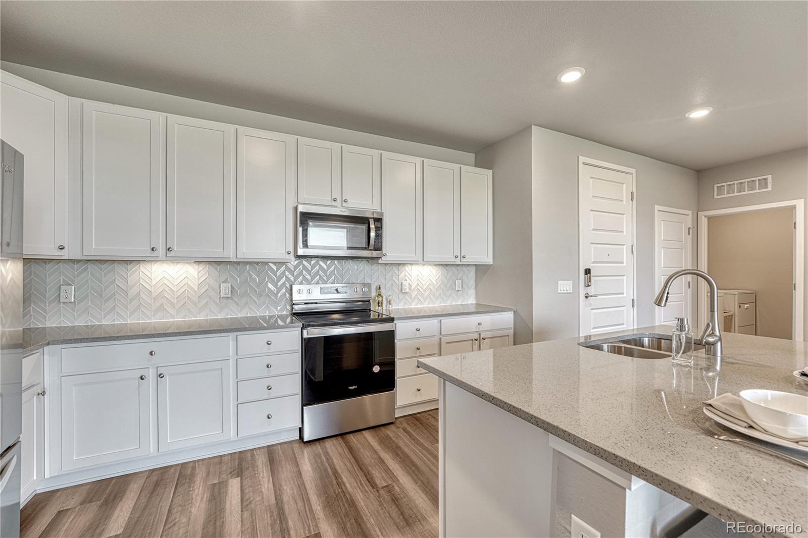 9291 Twenty Mile Road Unit: 408