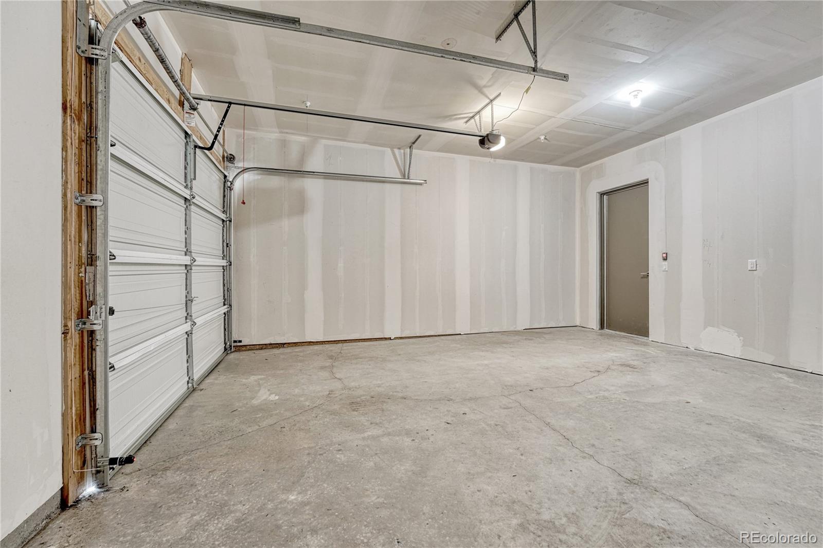 9291 Twenty Mile Road Unit: 408