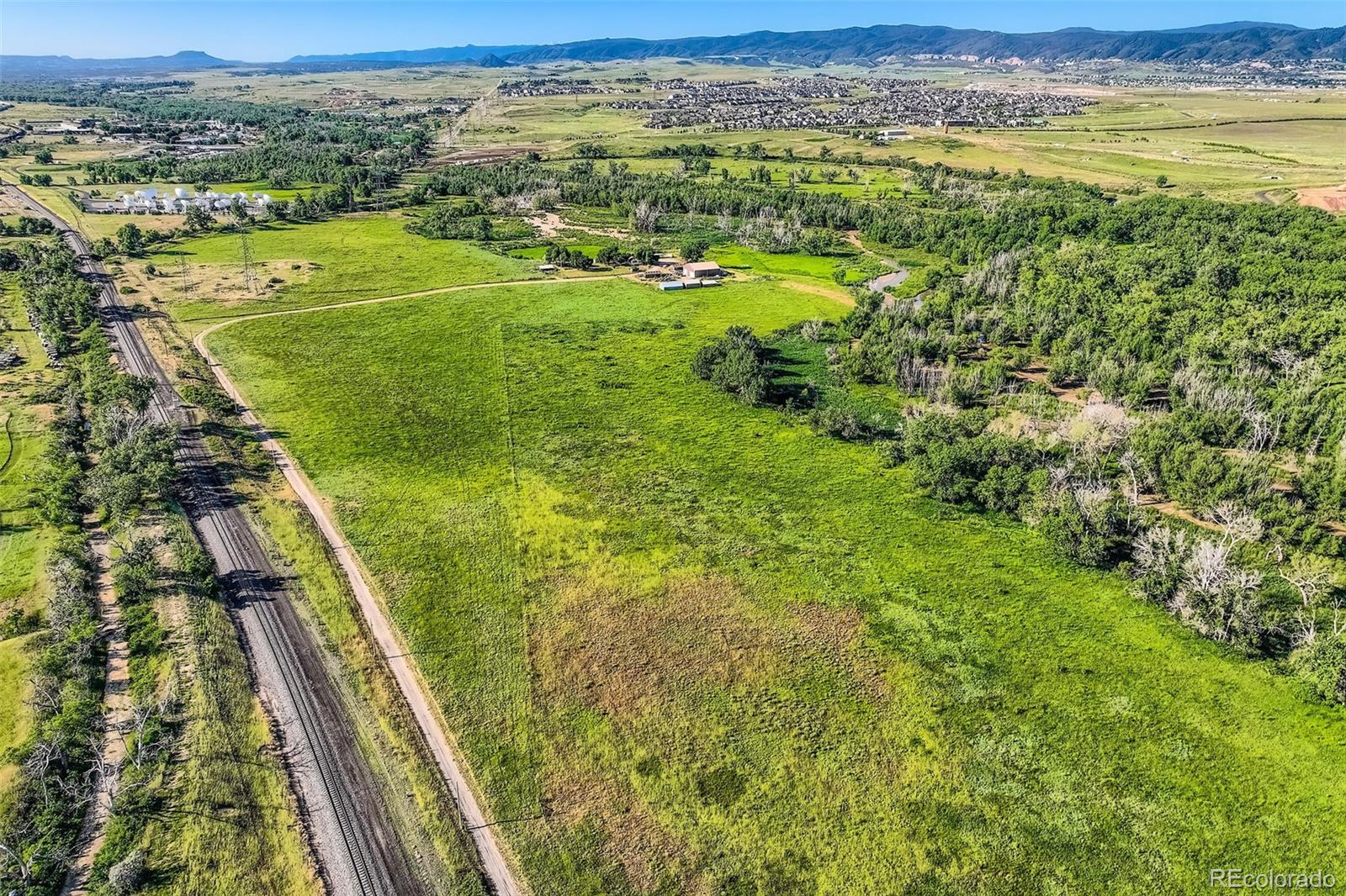11475 N US Highway 85