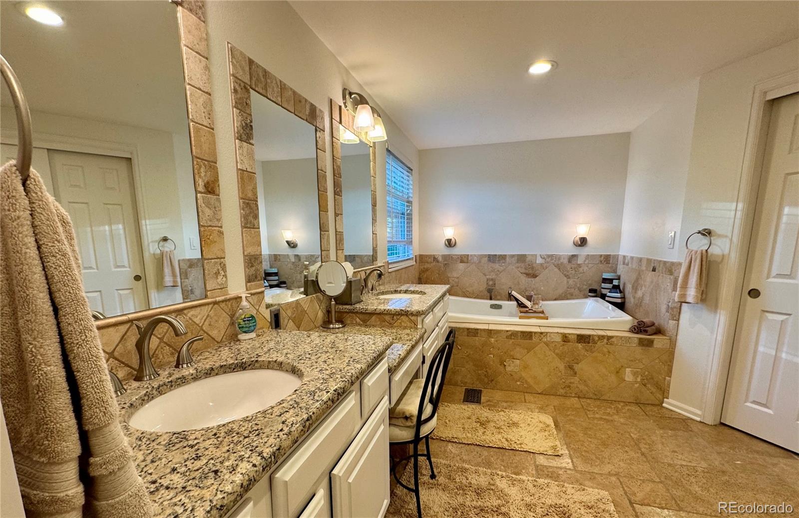 9061 Sunset Ridge Court