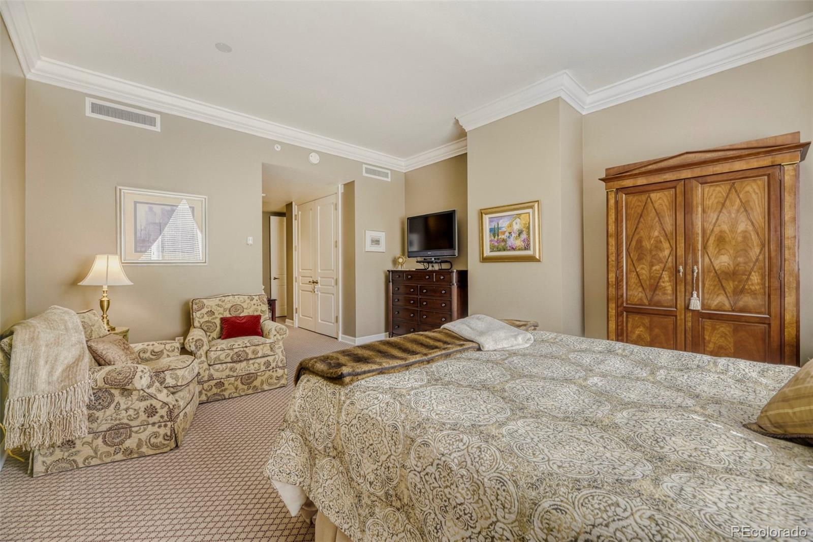 2400 E Cherry Creek South Drive Unit: 203