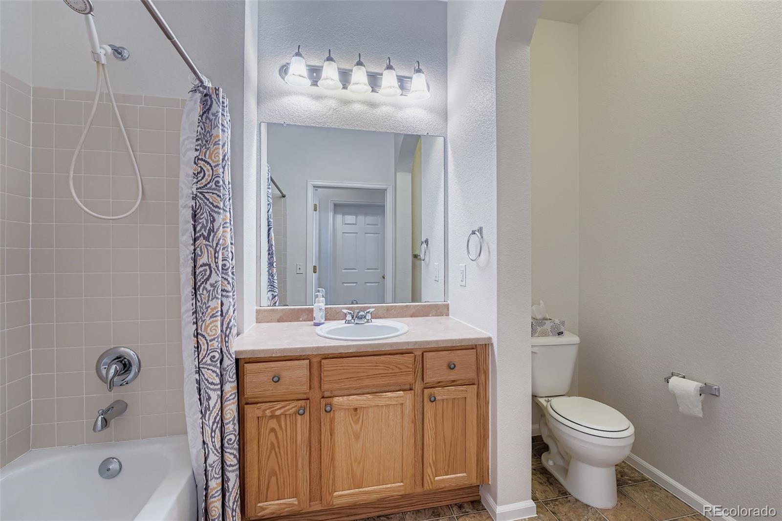 6725 S Versailles Way Unit: 103