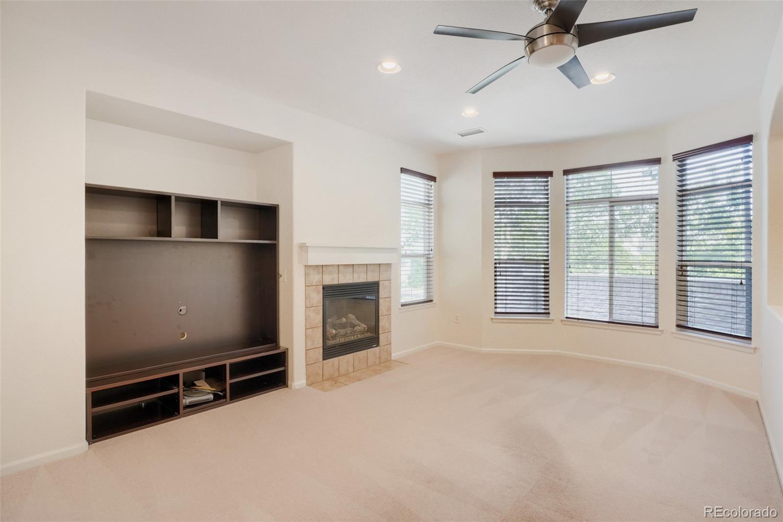 609 W Burgundy Street Unit: B