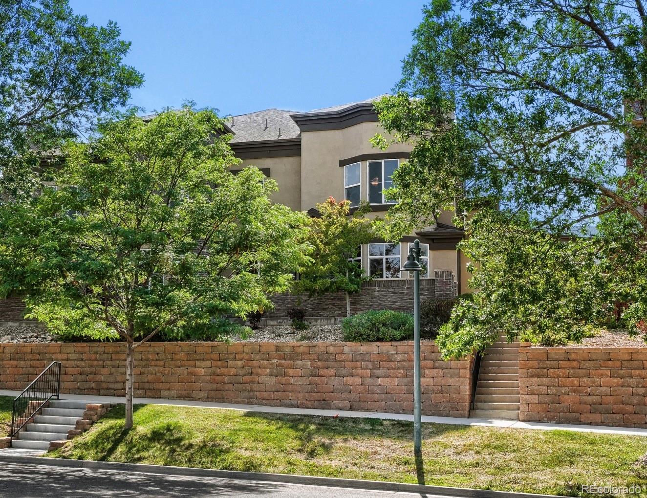 609 W Burgundy Street Unit: B