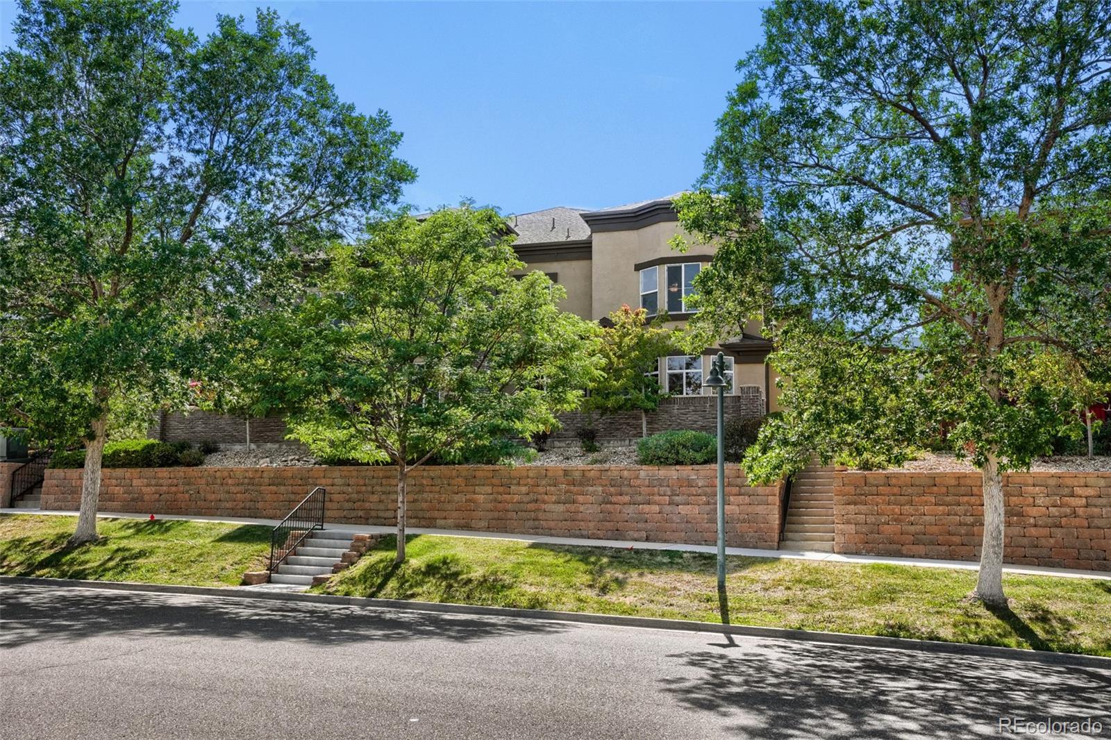 609 W Burgundy Street Unit: B