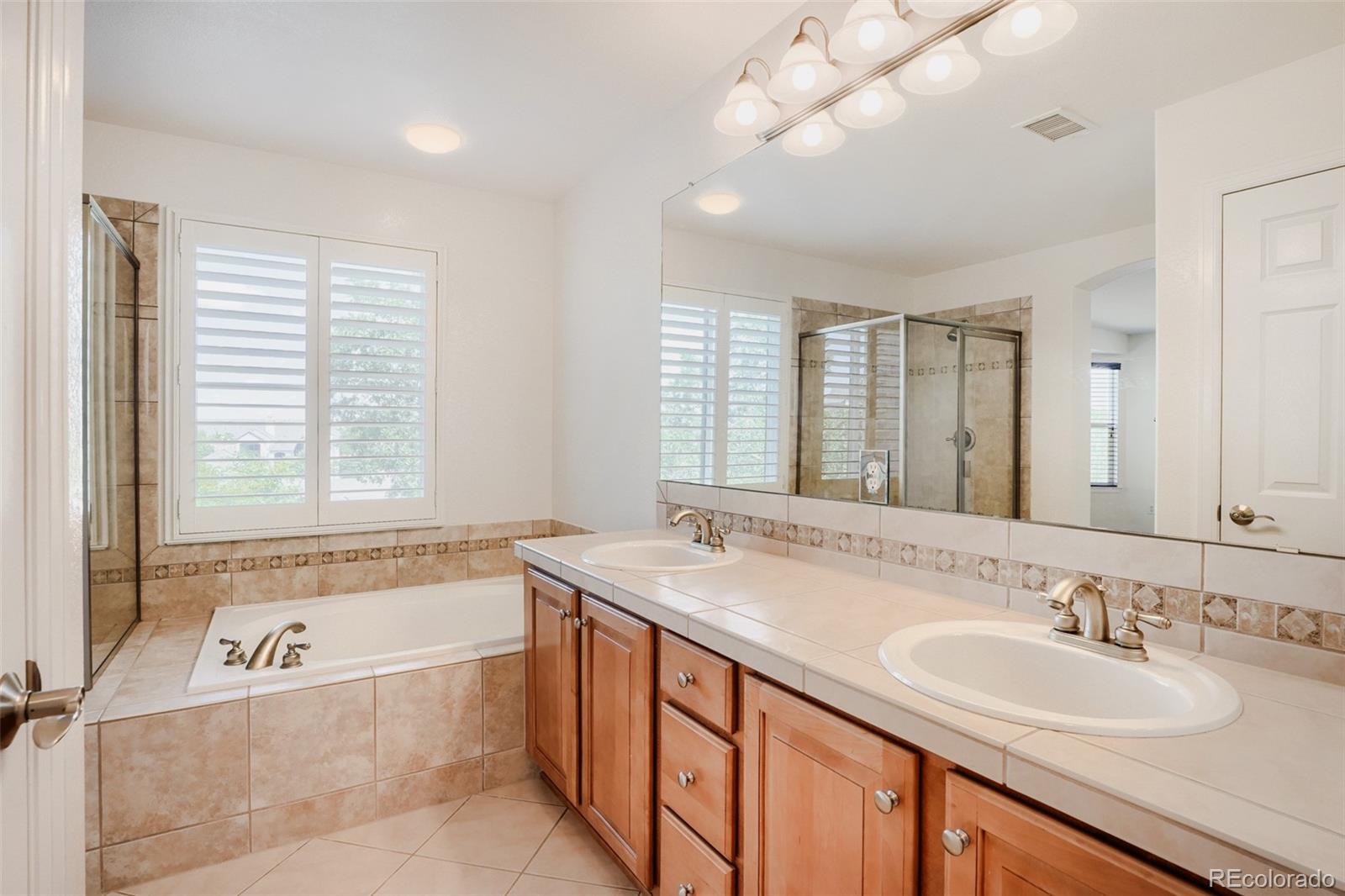 609 W Burgundy Street Unit: B