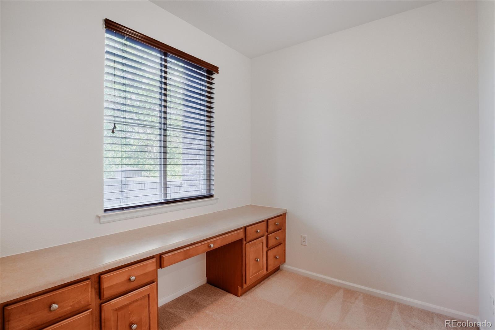 609 W Burgundy Street Unit: B