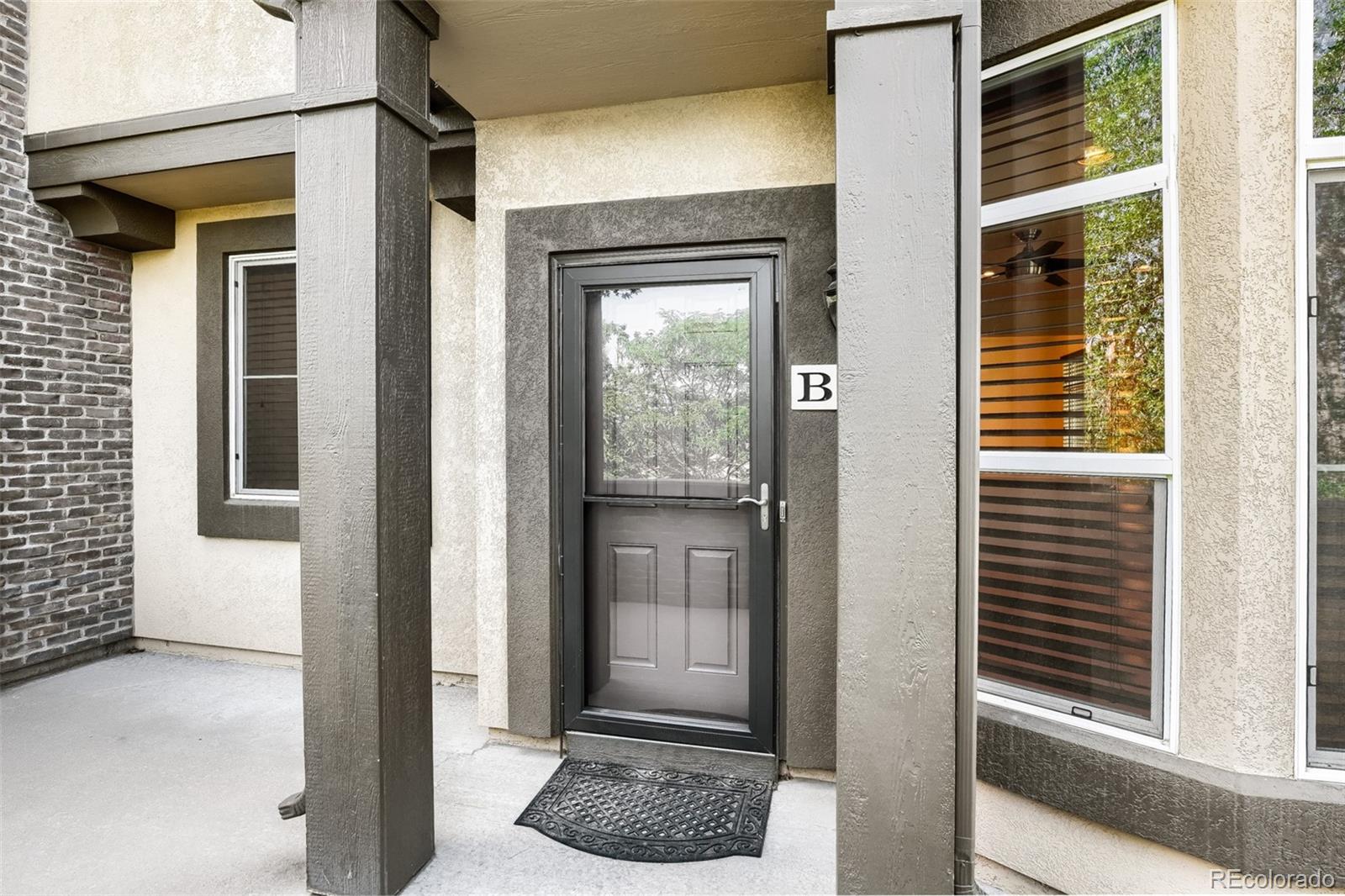 609 W Burgundy Street Unit: B