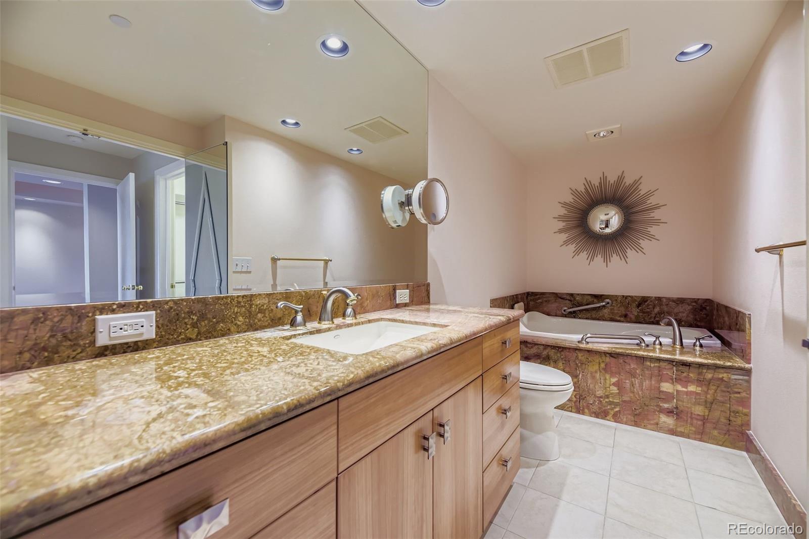 1900 E Girard Place Unit: 606