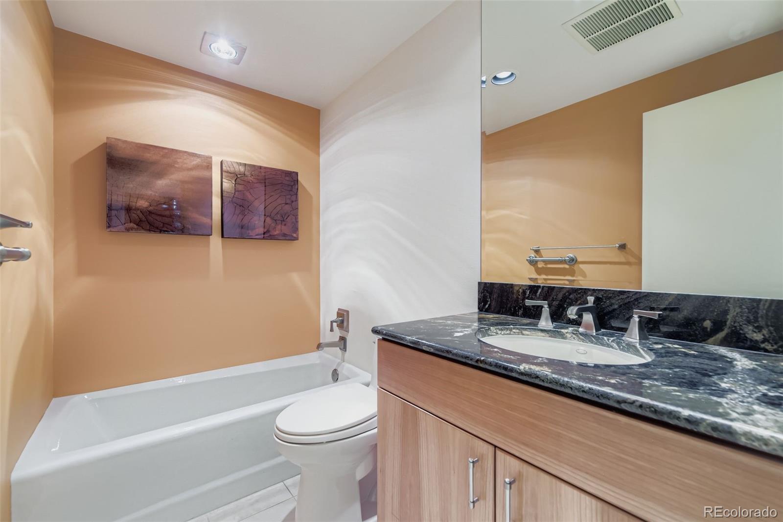 1900 E Girard Place Unit: 606