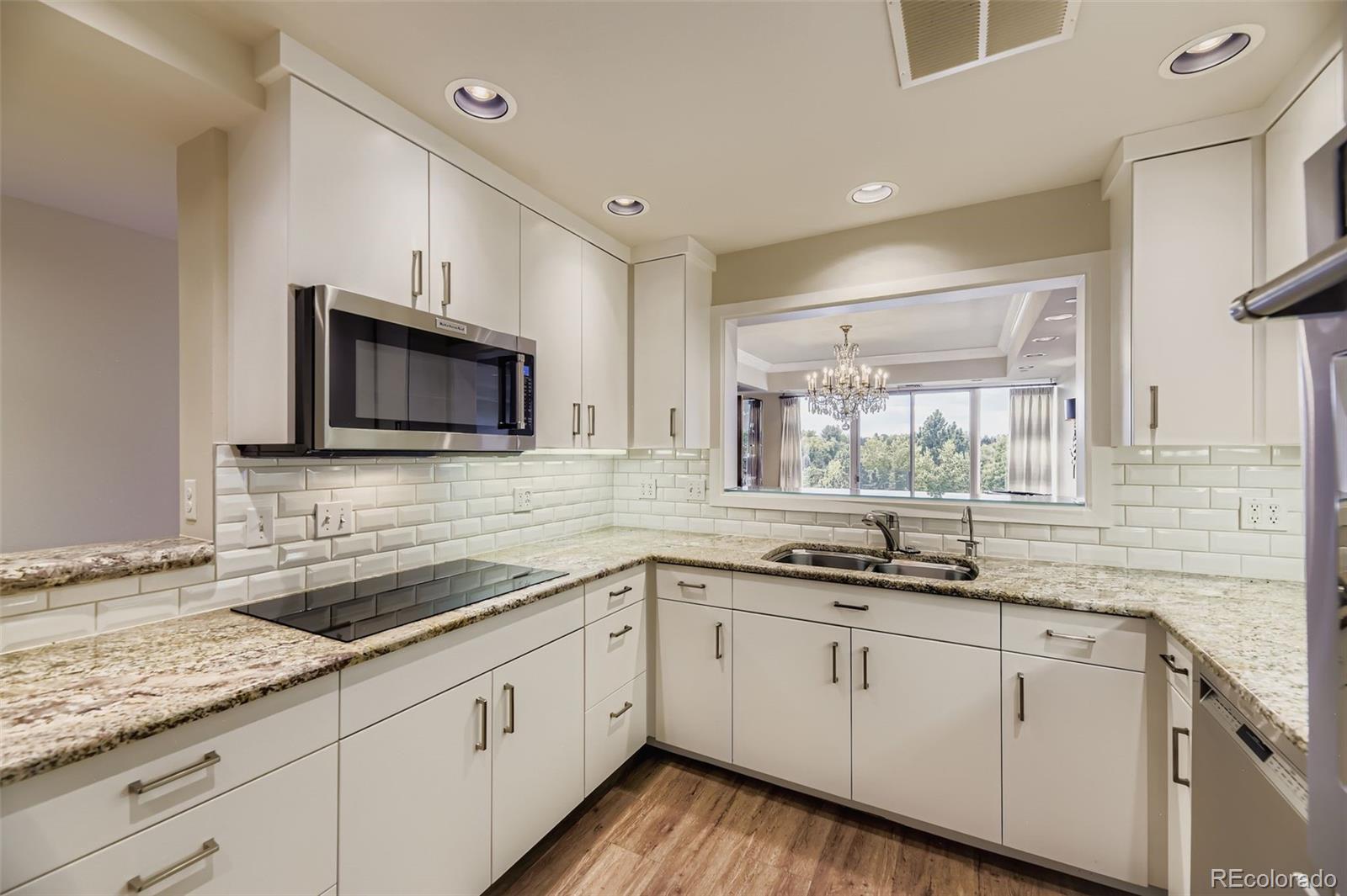 1900 E Girard Place Unit: 606