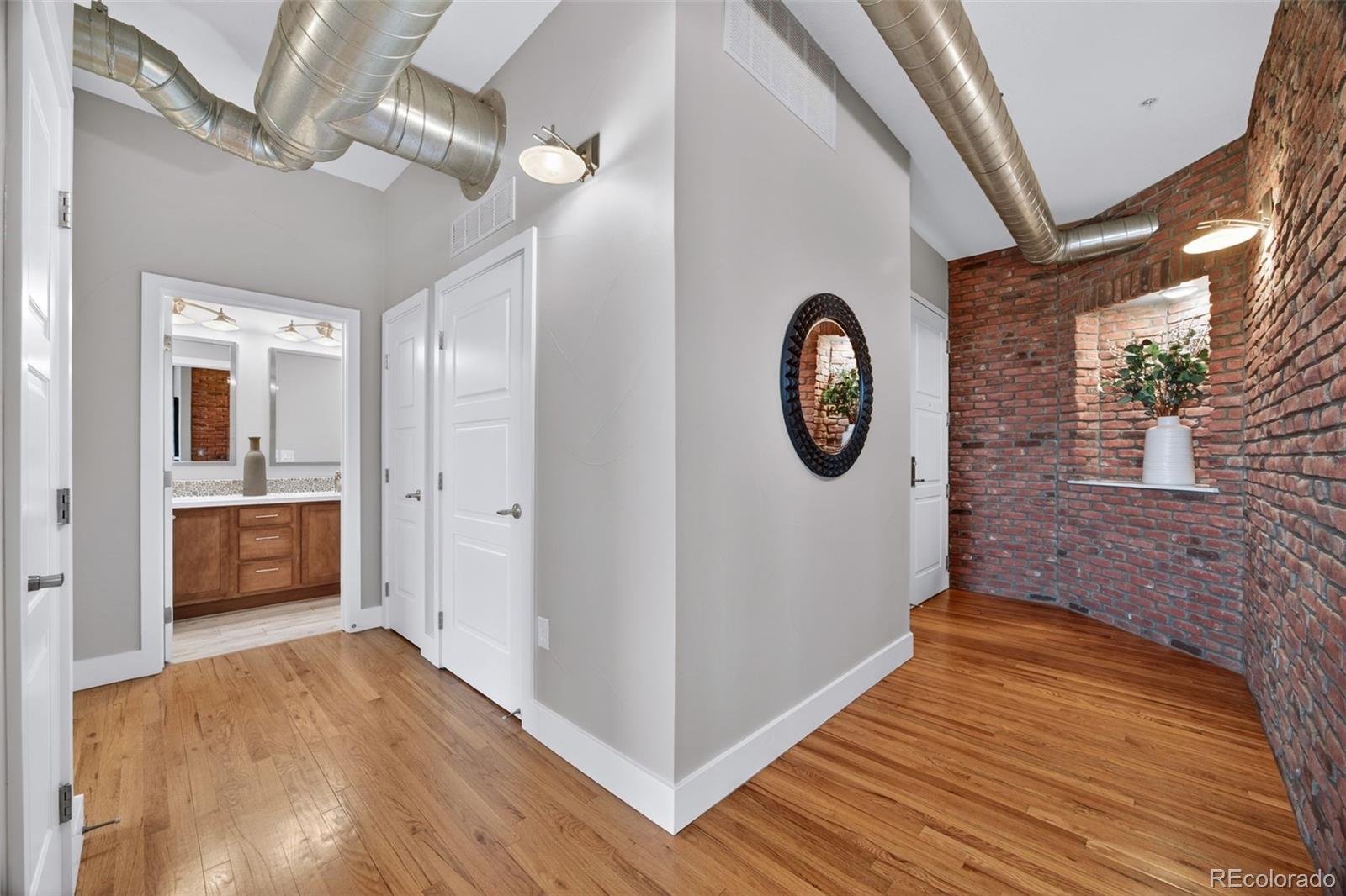 10111 Inverness Main Street Unit: 302