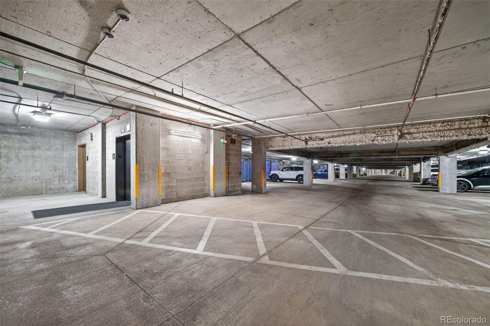 10111 Inverness Main Street Unit: 302