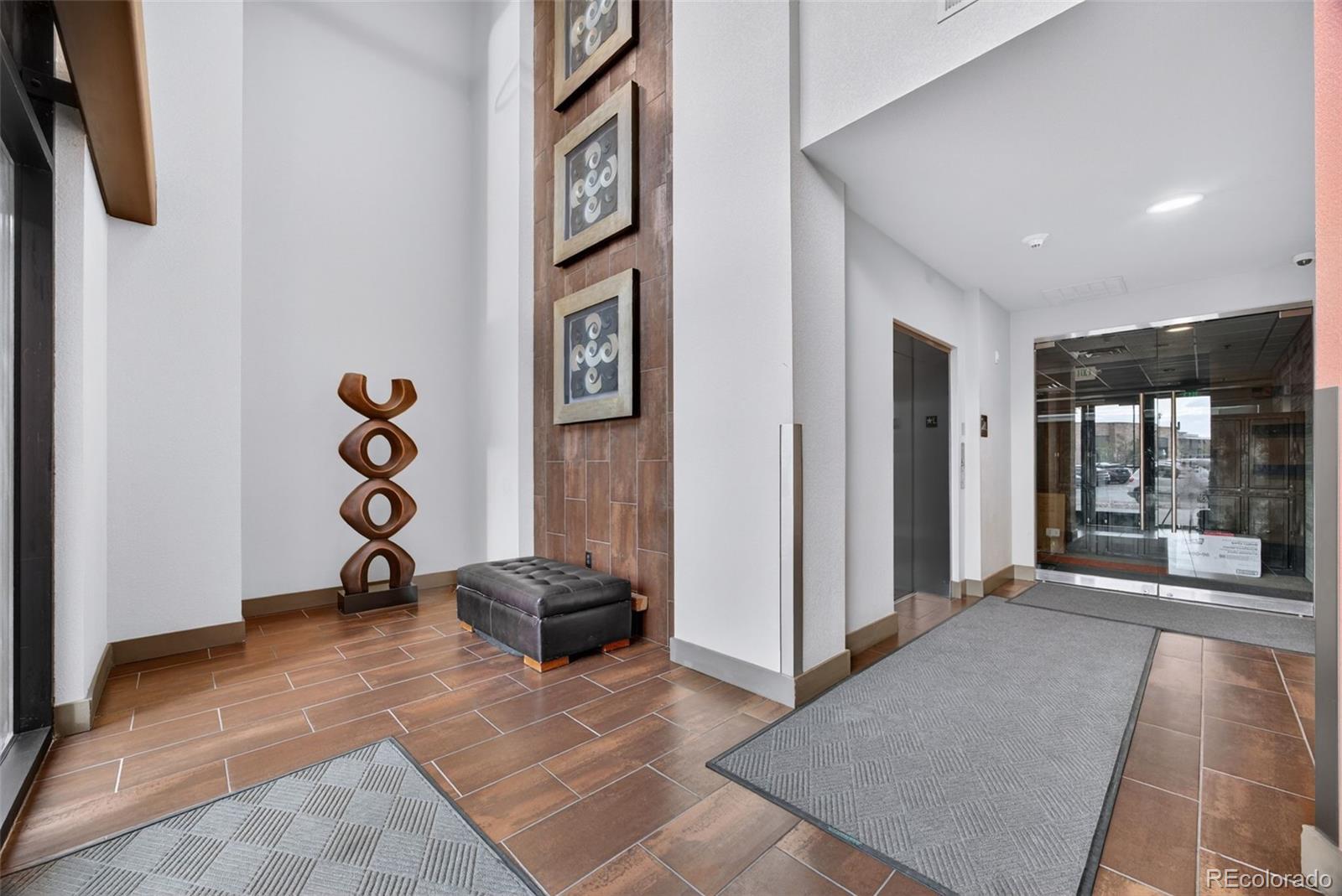 10111 Inverness Main Street Unit: 302