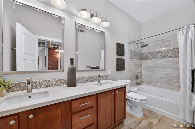 10111 Inverness Main Street Unit: 302