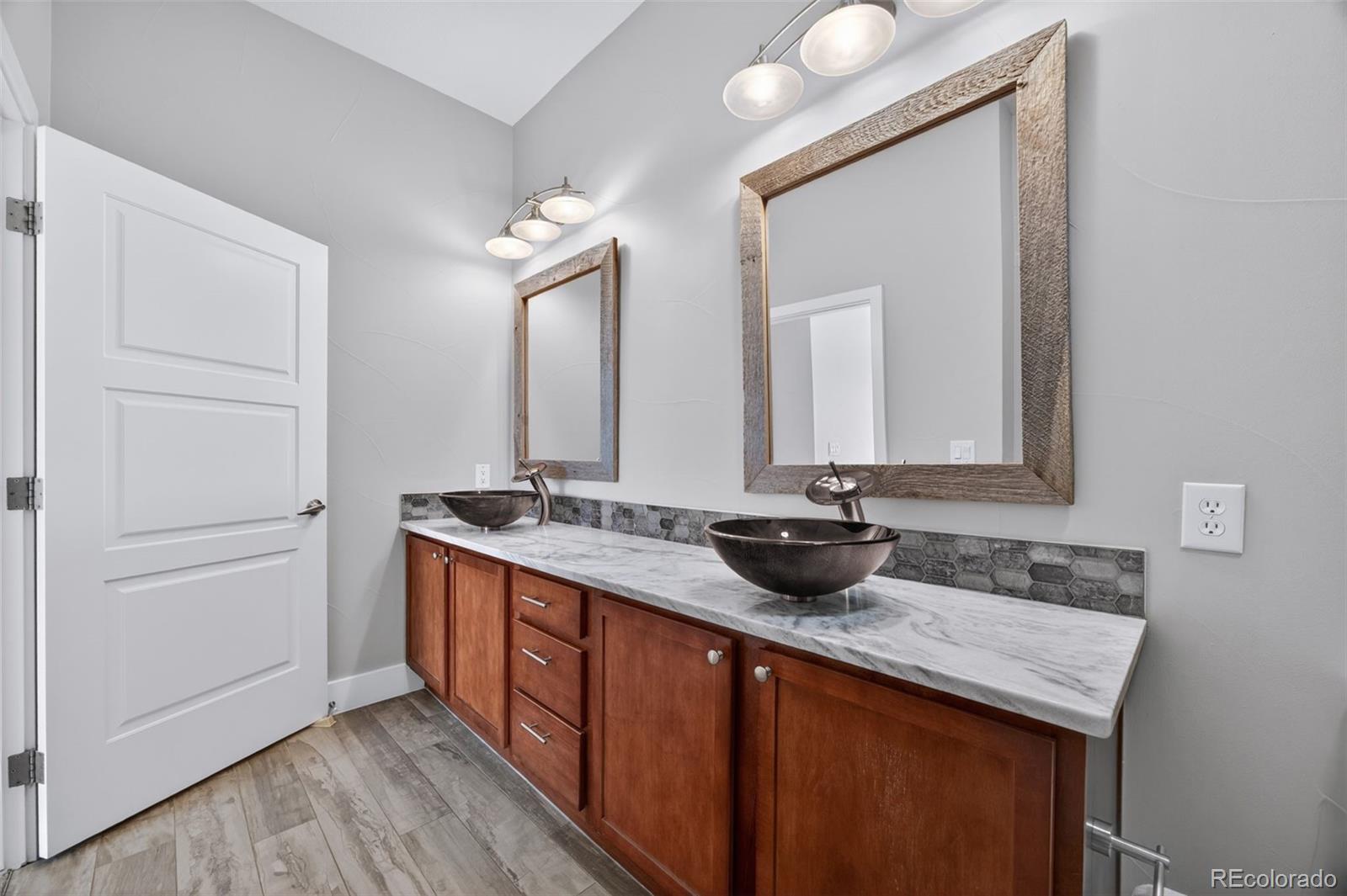 10111 Inverness Main Street Unit: 302