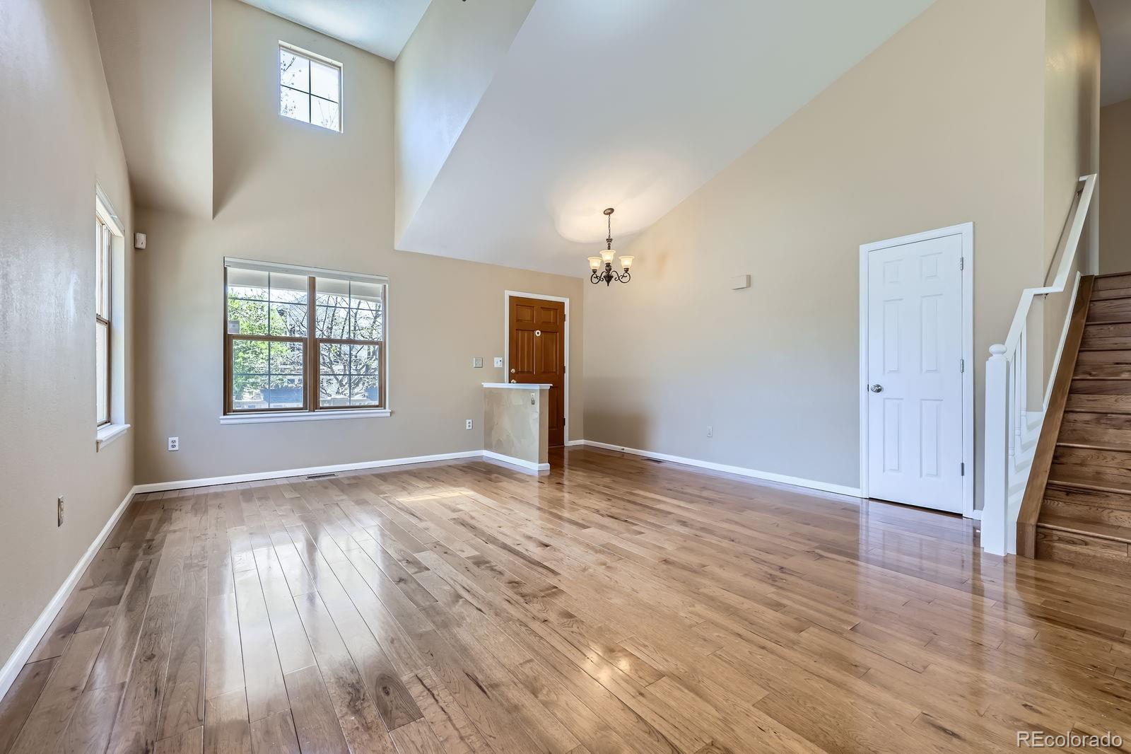 9916 Spring Hill Lane