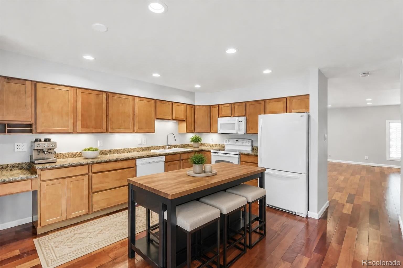 6495 E Happy Canyon Road Unit: 136