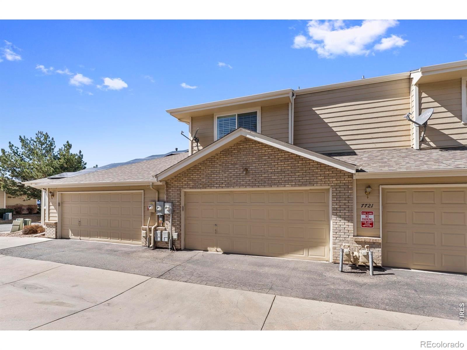 7725 W 90th Drive