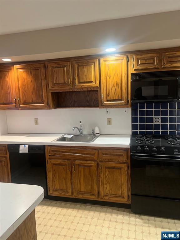 599 Apache Court