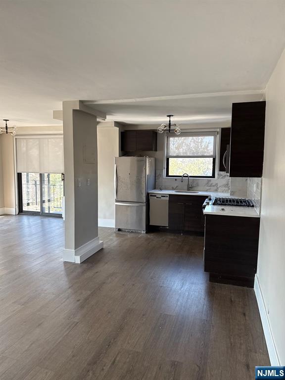 2400 Hudson Terrace