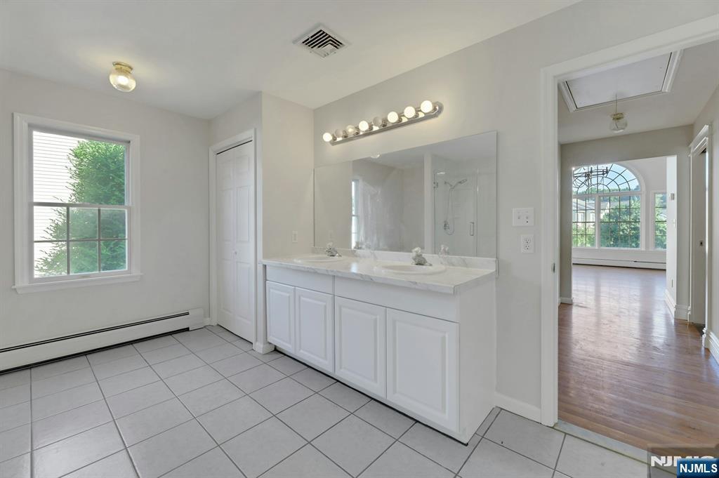 28 Serrell Drive