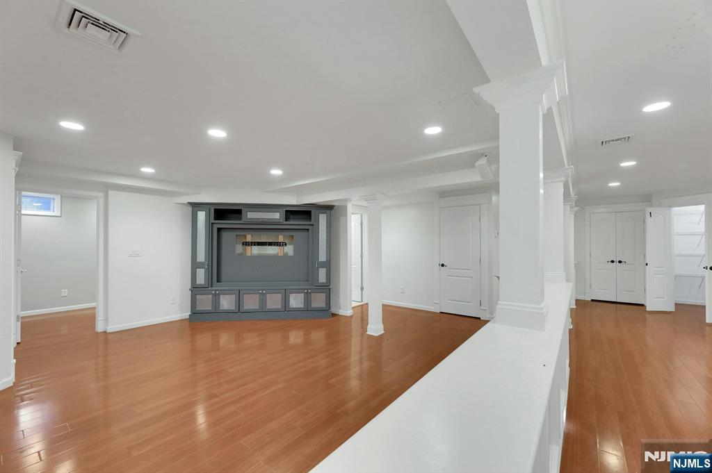 28 Serrell Drive