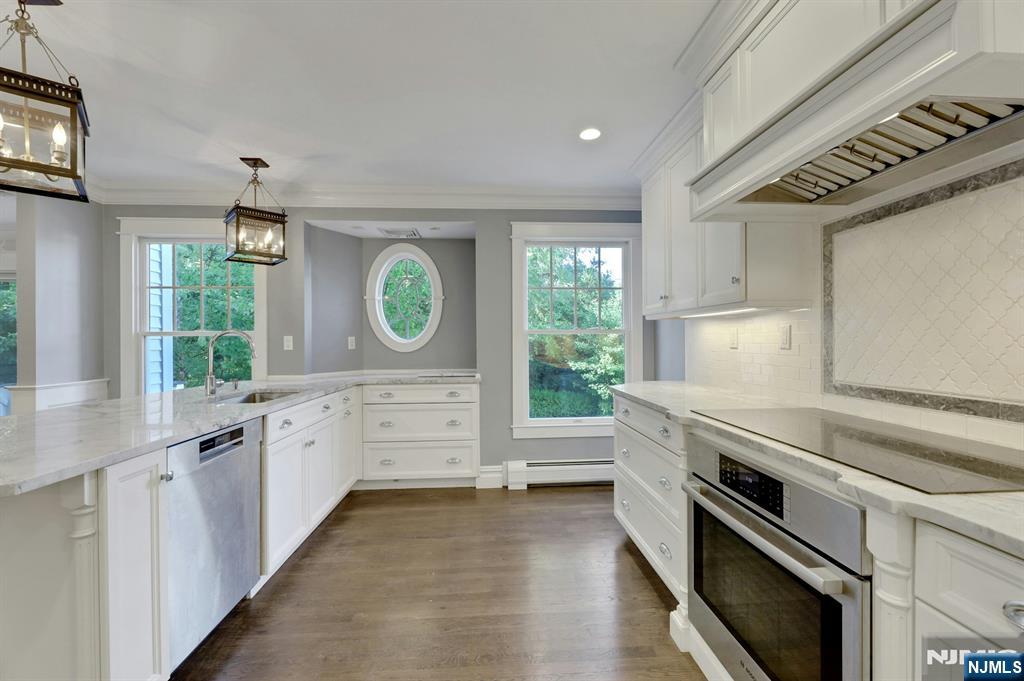 28 Serrell Drive