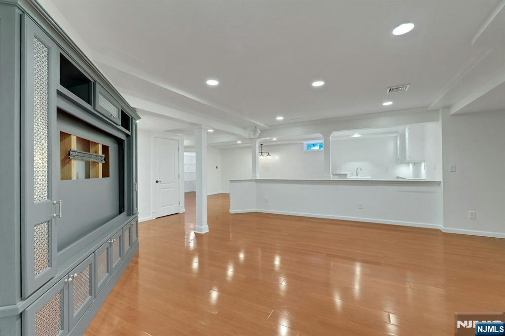 28 Serrell Drive