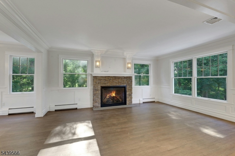28 Serrell Dr