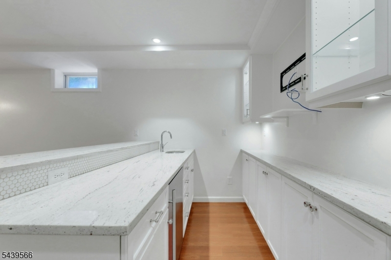 28 Serrell Dr