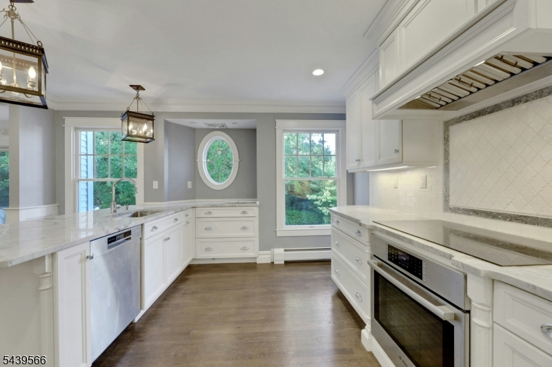 28 Serrell Dr
