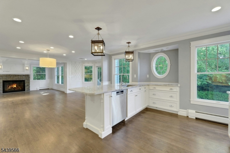 28 Serrell Dr