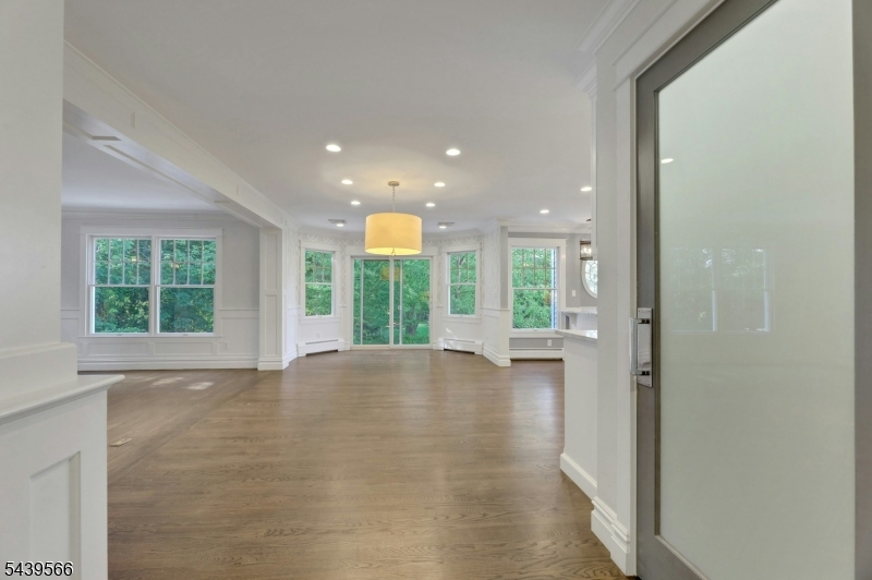 28 Serrell Dr